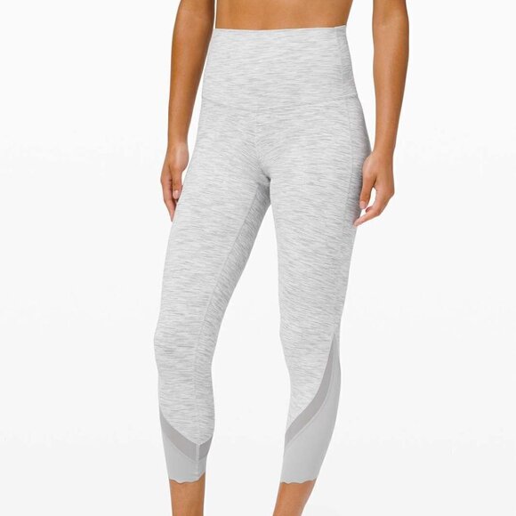 Lululemon Wunder Under Crop High-Rise *Roll Down Scallop Luxtreme 23" - 10 - Picture 1 of 8